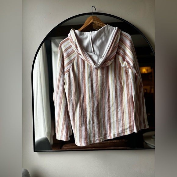 ROXY | women’s waves and rays striped poncho | size large - Picture 4 of 5